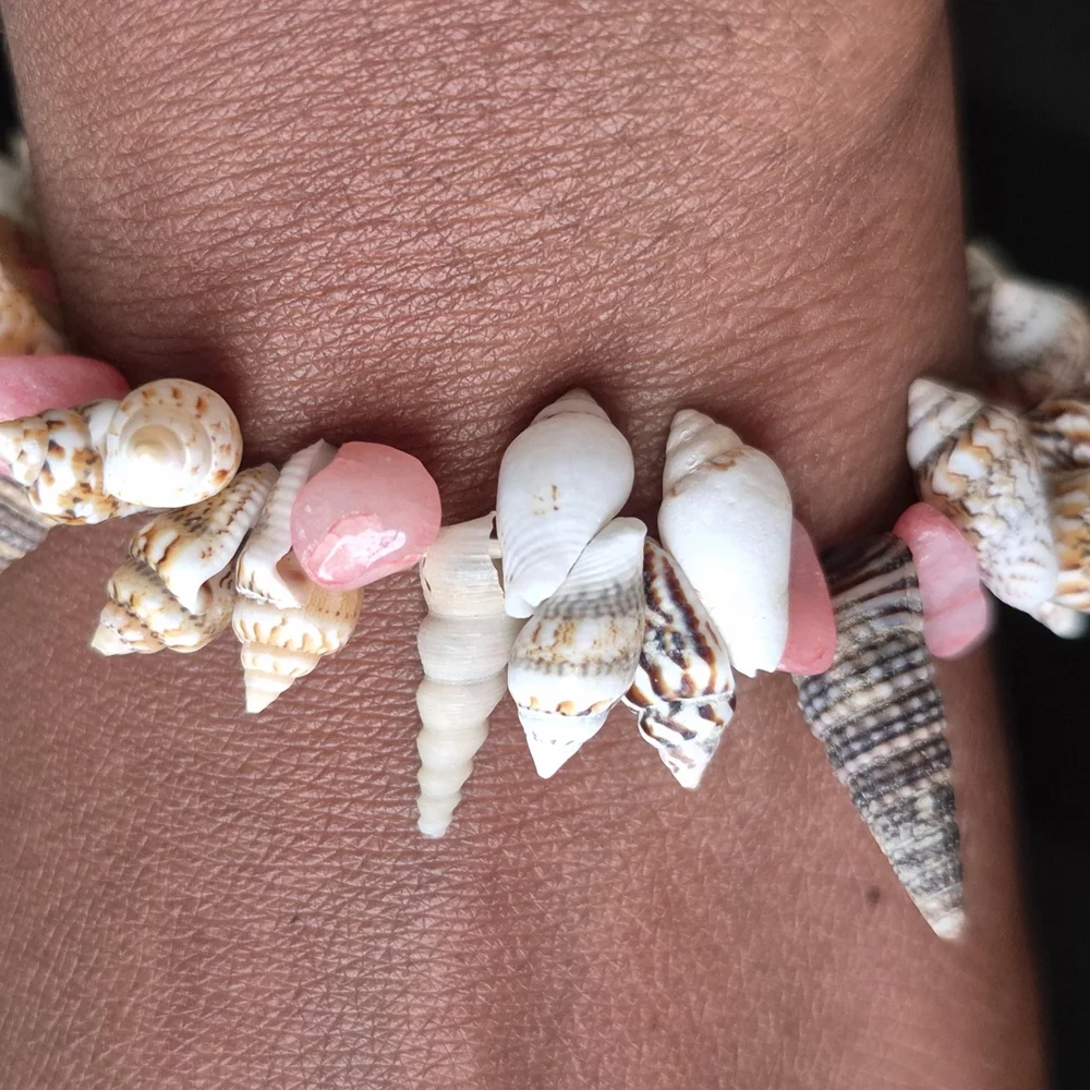 Handmade Deep Sea Virginia Beach Seashells And Strawberry Quartz Chips Braclet! - Picture 4 of 6